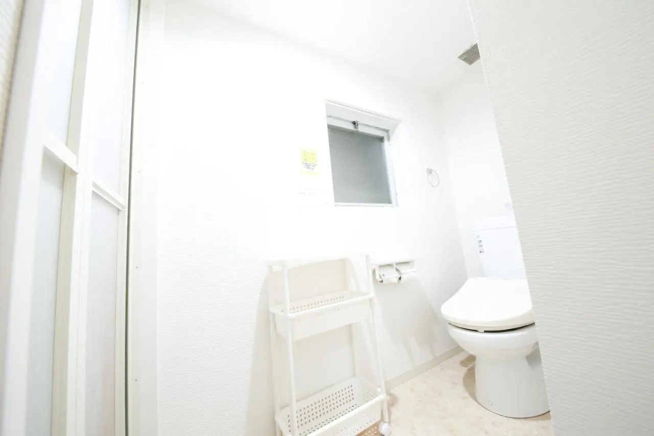 Guest House Re-Worth Yabacho1 301 Nagoya 0*,  Japan