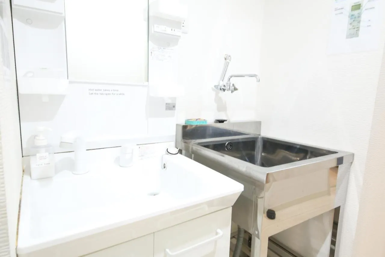 Guest House Re-Worth Yabacho1 301 Nagoya Japan